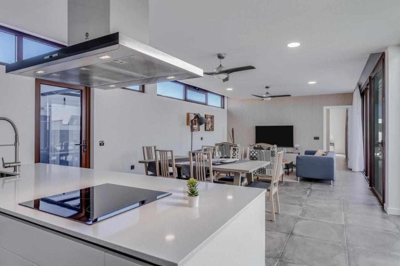 Villa Ponzos Chalet Independiente Y Privado Triquivijate المظهر الخارجي الصورة